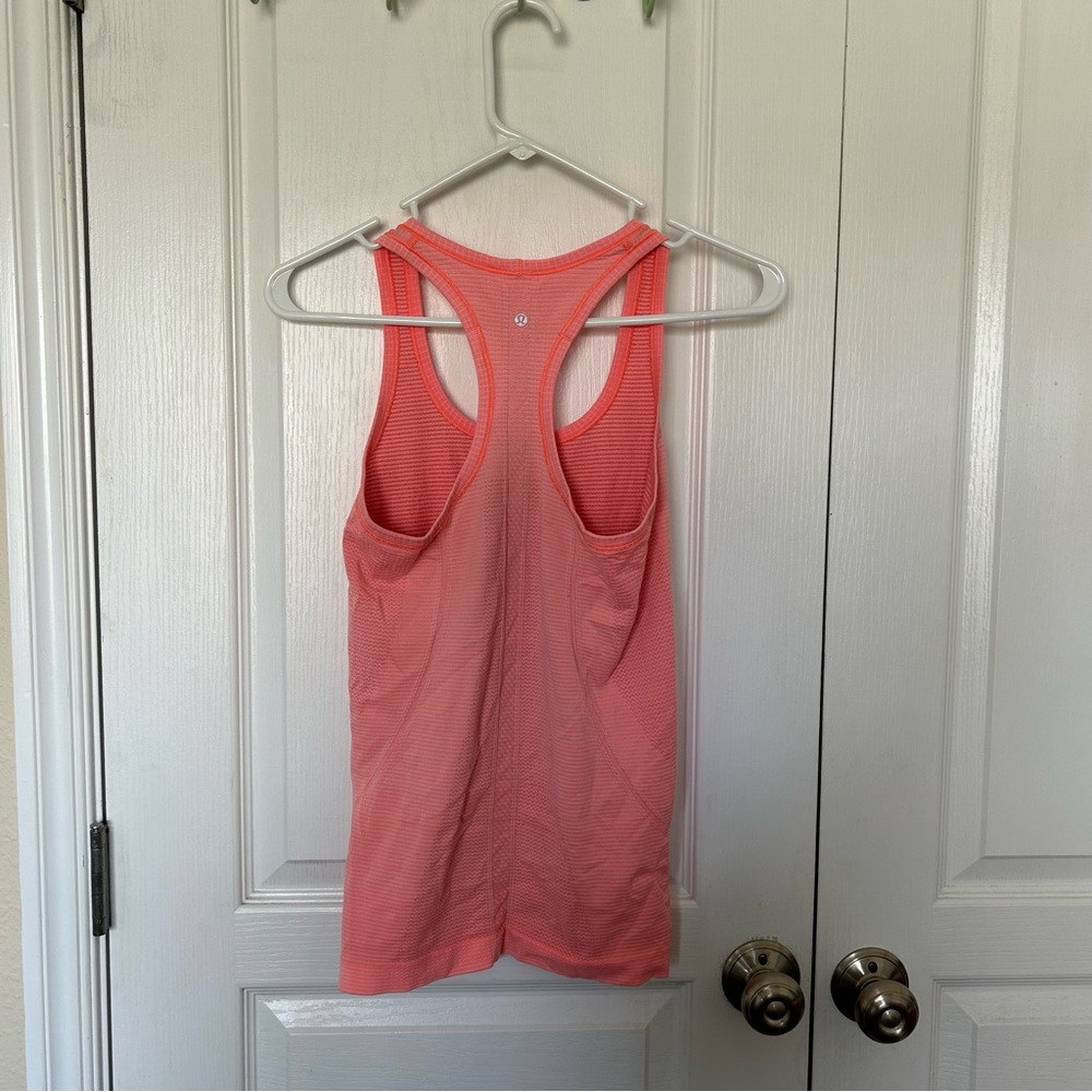 🆕Lululemon Athletica Size 4 Tank Top - Picture 2 of 4